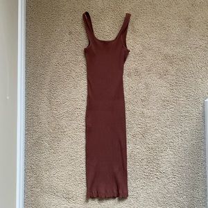 XXS Wilfred ribbed midi dress in deep rose color. Fits XXS-XS. Like new.